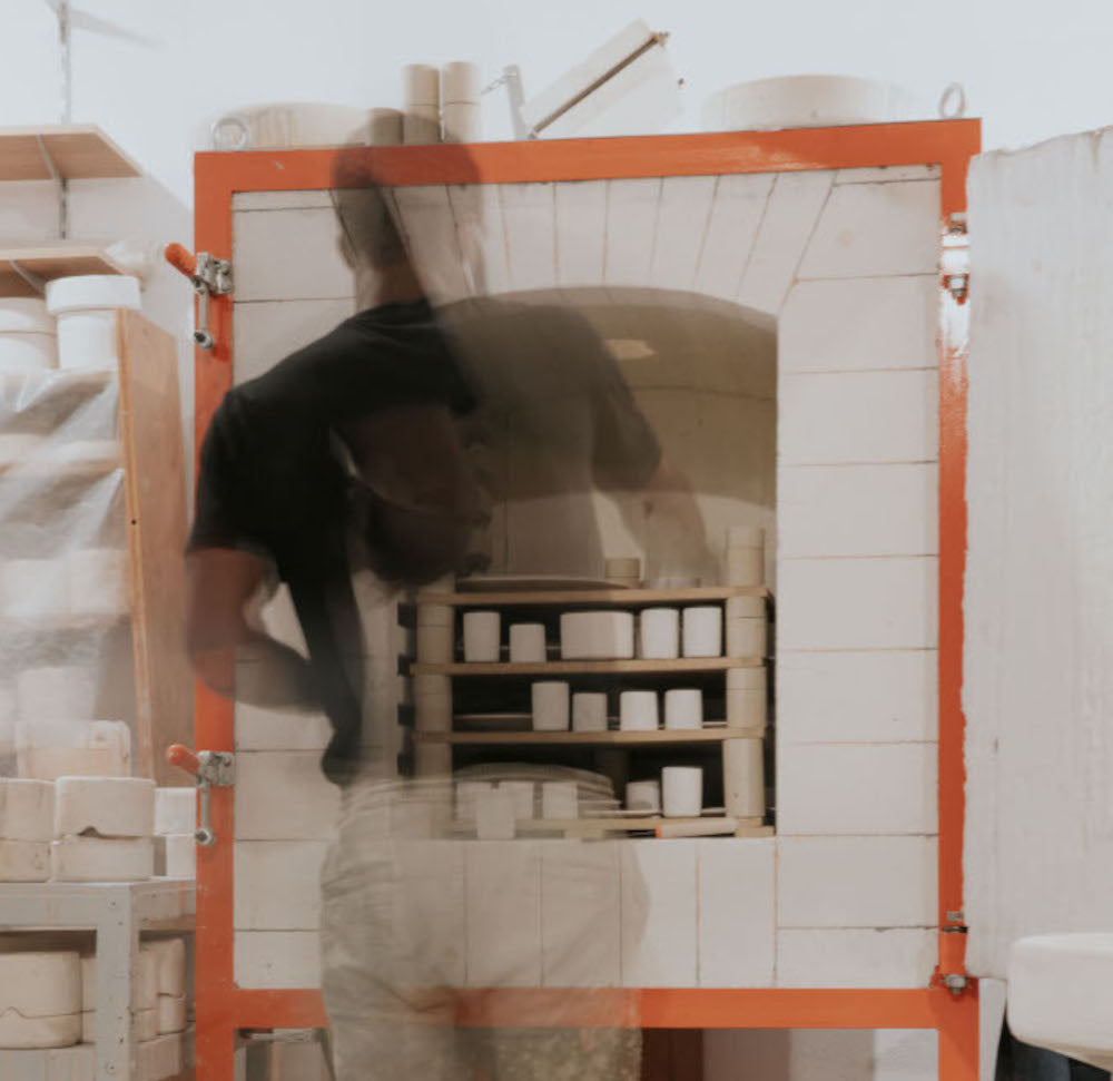 Glaze and Final Firing Reshape Ceramics Ceramics with Impact Depende de Todos Great Products with greater impact Stoneware Prison Community Second Chances
