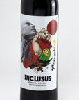 Inclusus Tinto 2024 — Aragonez & Castelão. Vinho rubi, aromas florais e frutos silvestres, taninos suaves.
