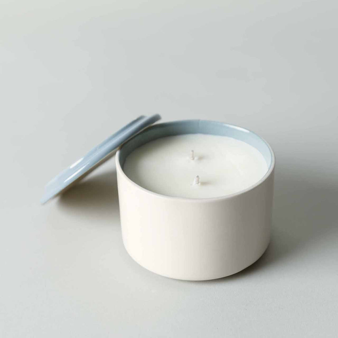 Ecological fragranced candle