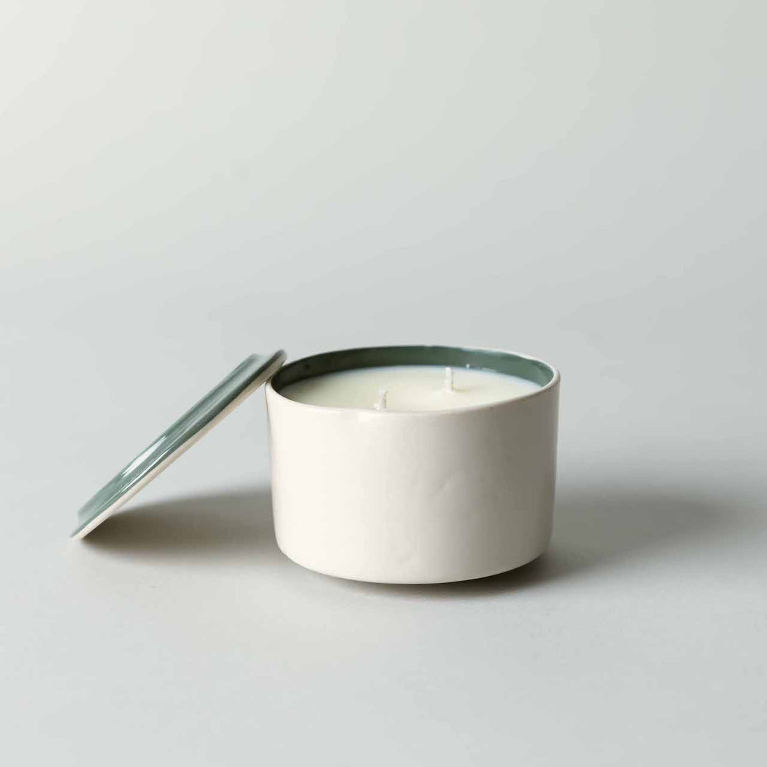 ecological fragranced candle
