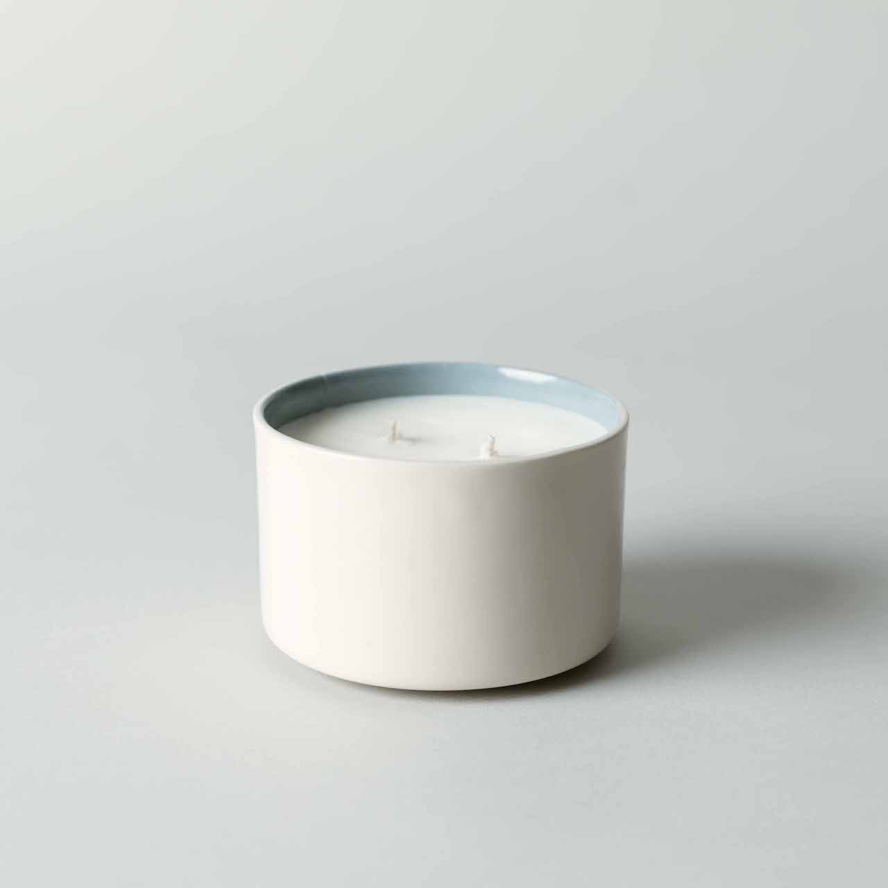 Ecological fragranced candle